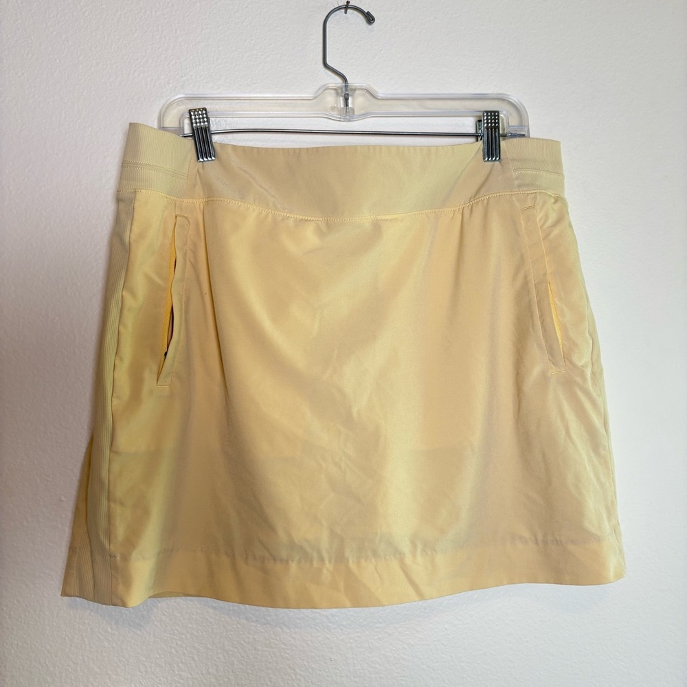 Athleta Brooklyn Light Pale Yellow Pull On Pocket Skort Short 16” - Picture 3 of 6